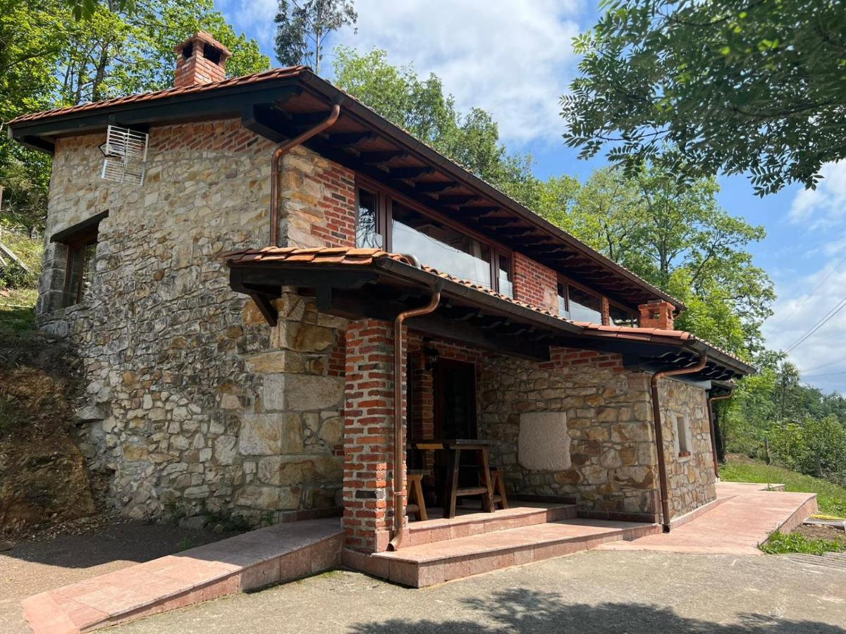 Apartamentos La Cabana Del Cerro Alto Бесенья Экстерьер фото