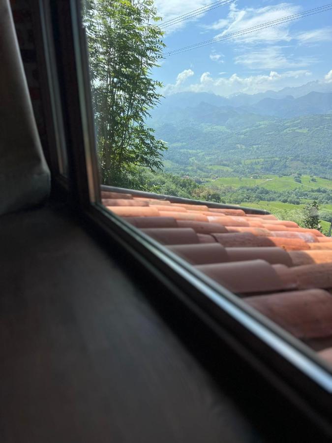Apartamentos La Cabana Del Cerro Alto Бесенья Экстерьер фото