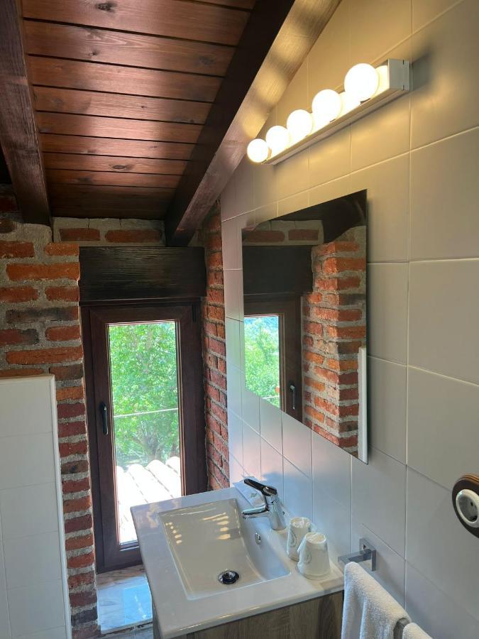 Apartamentos La Cabana Del Cerro Alto Бесенья Экстерьер фото