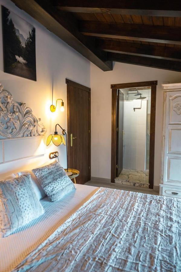 Apartamentos La Cabana Del Cerro Alto Бесенья Экстерьер фото